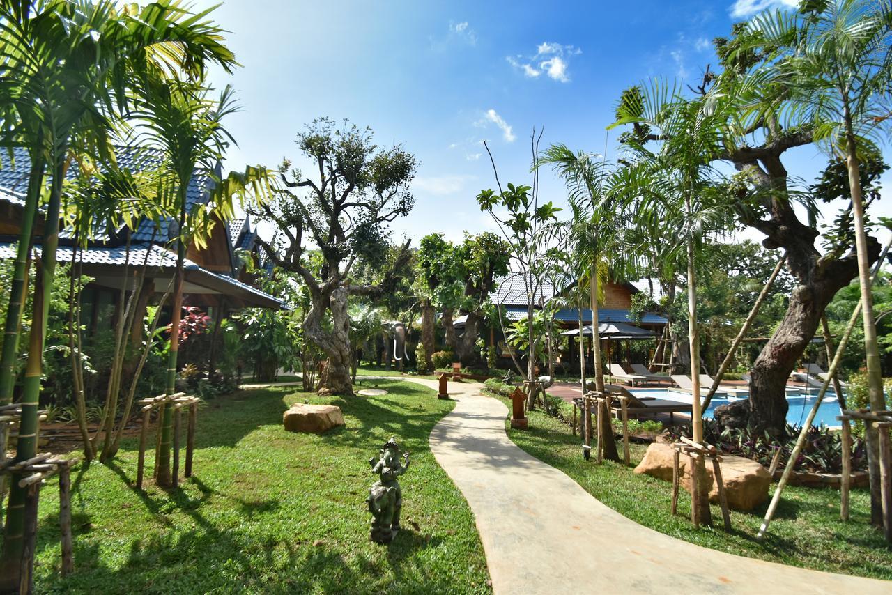 The Nine Thipthara Klongson Resort Ban Nong Thale Exterior photo