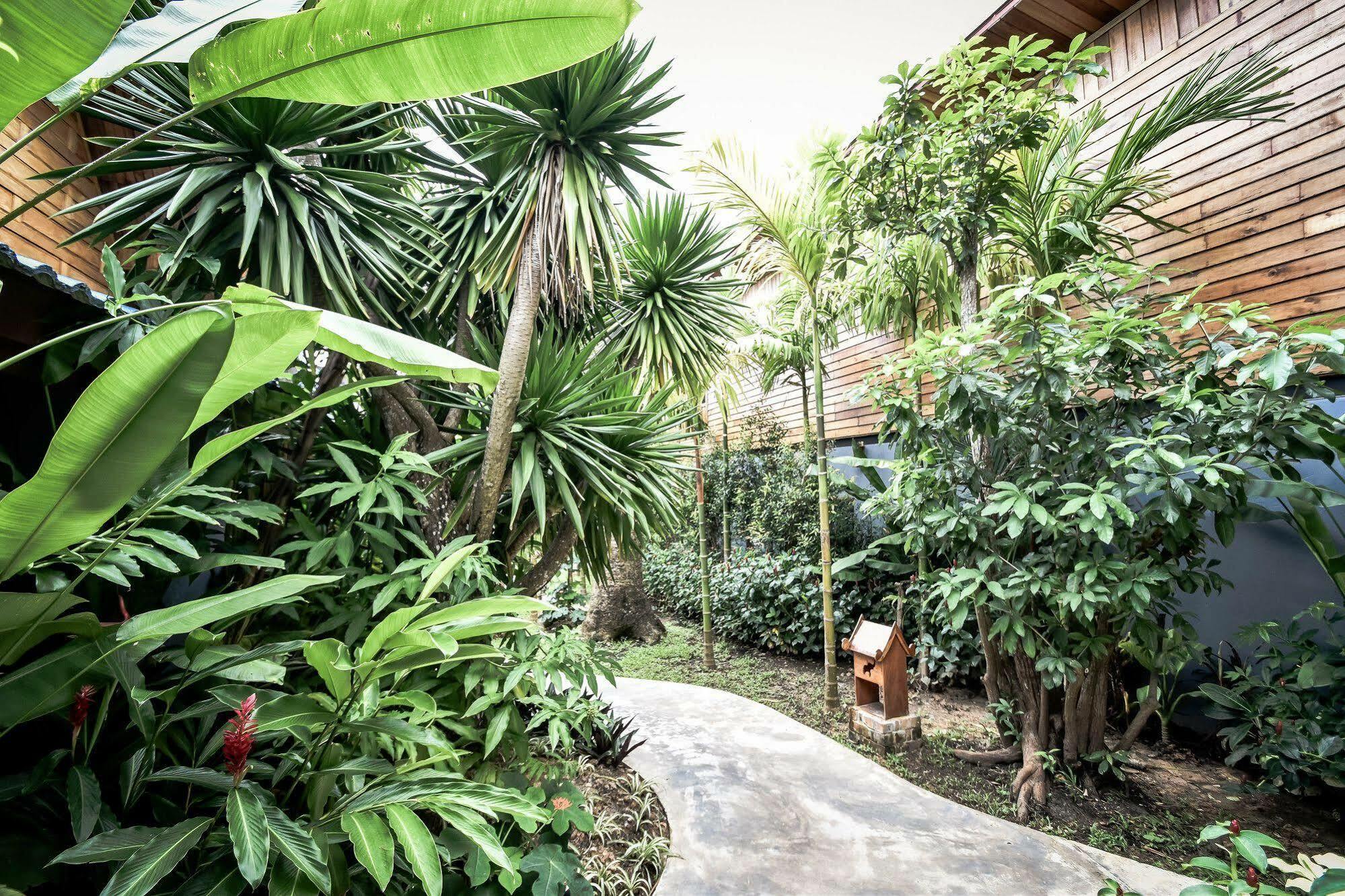 The Nine Thipthara Klongson Resort Ban Nong Thale Exterior photo