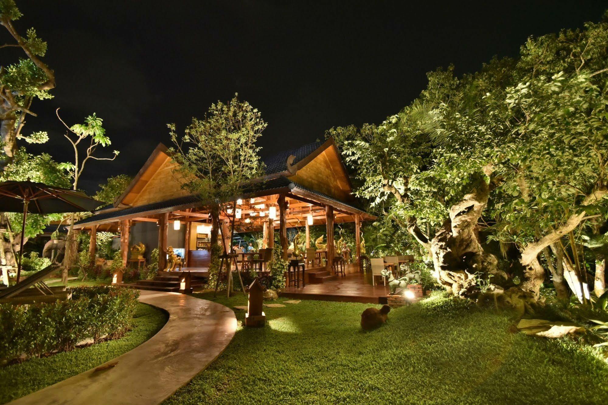 The Nine Thipthara Klongson Resort Ban Nong Thale Exterior photo