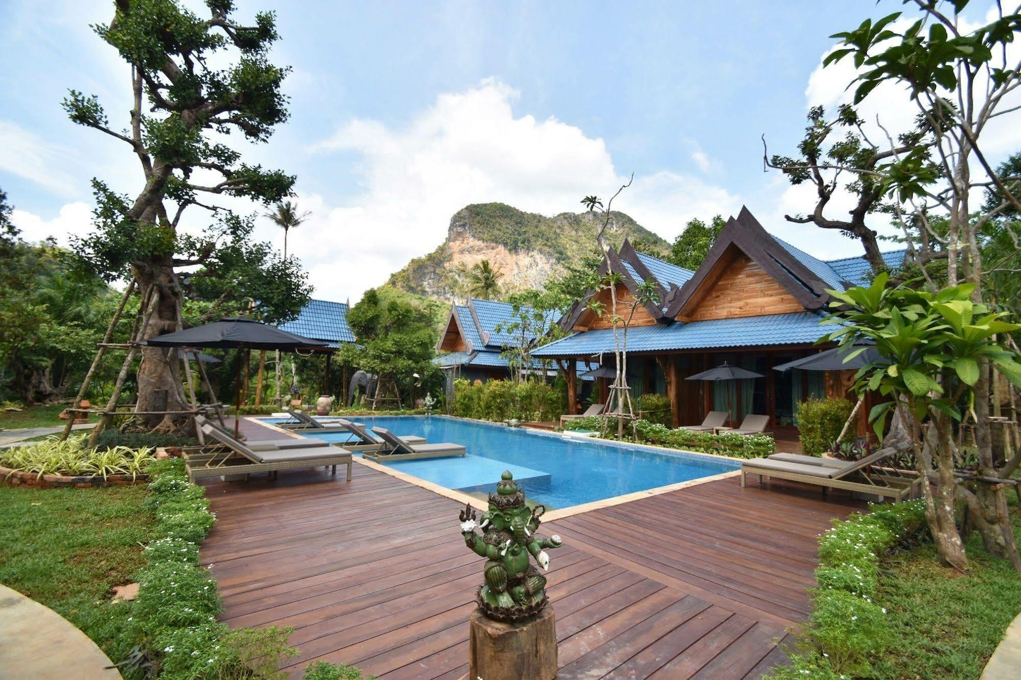 The Nine Thipthara Klongson Resort Ban Nong Thale Exterior photo