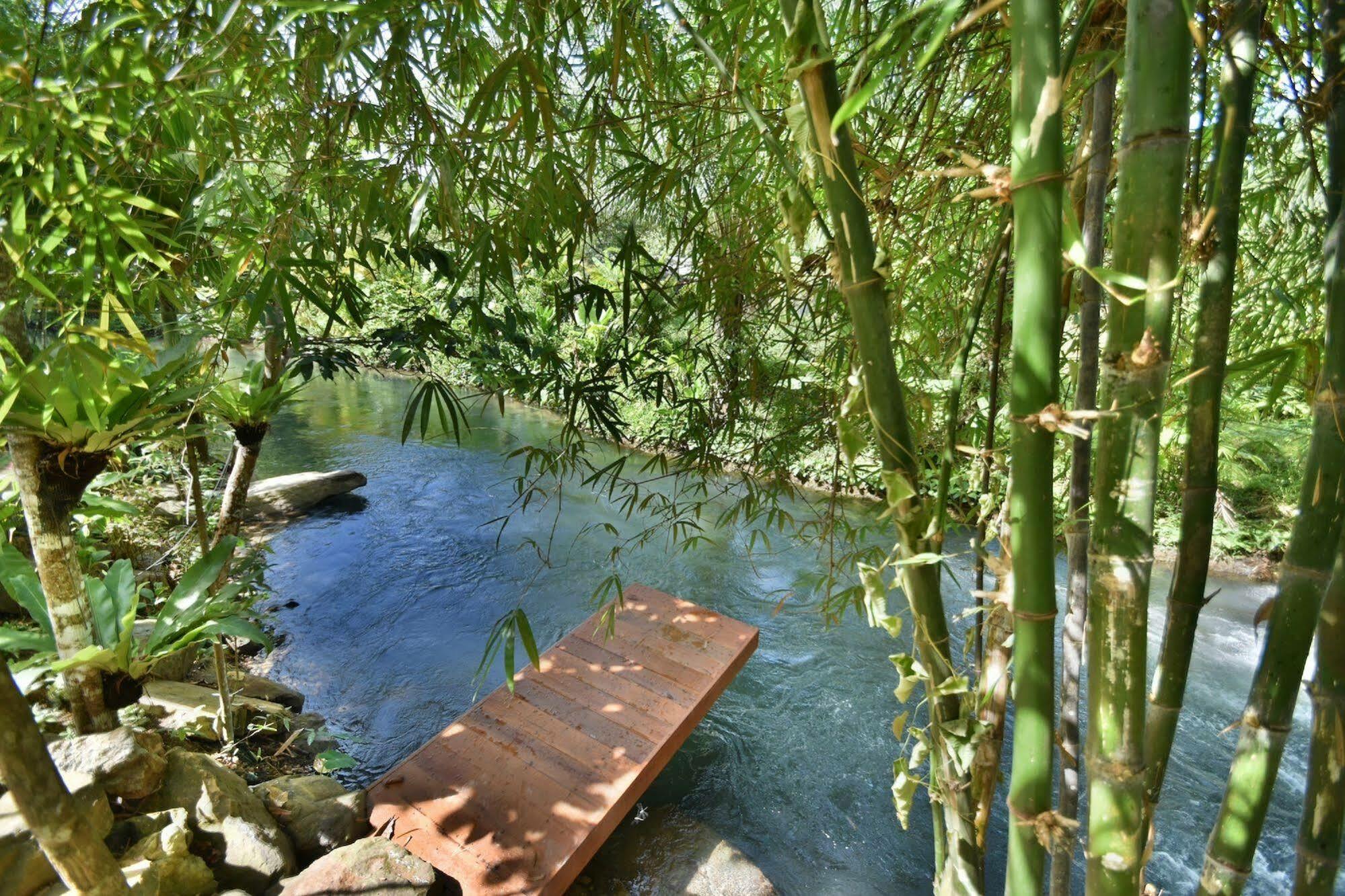 The Nine Thipthara Klongson Resort Ban Nong Thale Exterior photo