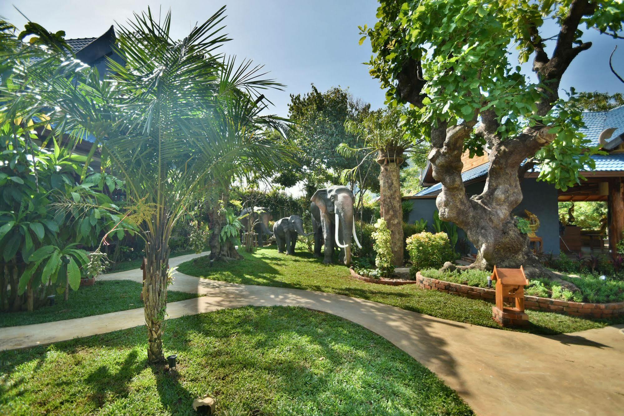 The Nine Thipthara Klongson Resort Ban Nong Thale Exterior photo